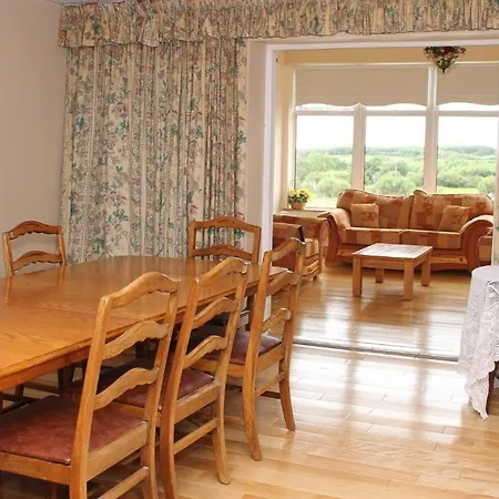 Oda ve Kahvaltı Tubridy House 2*